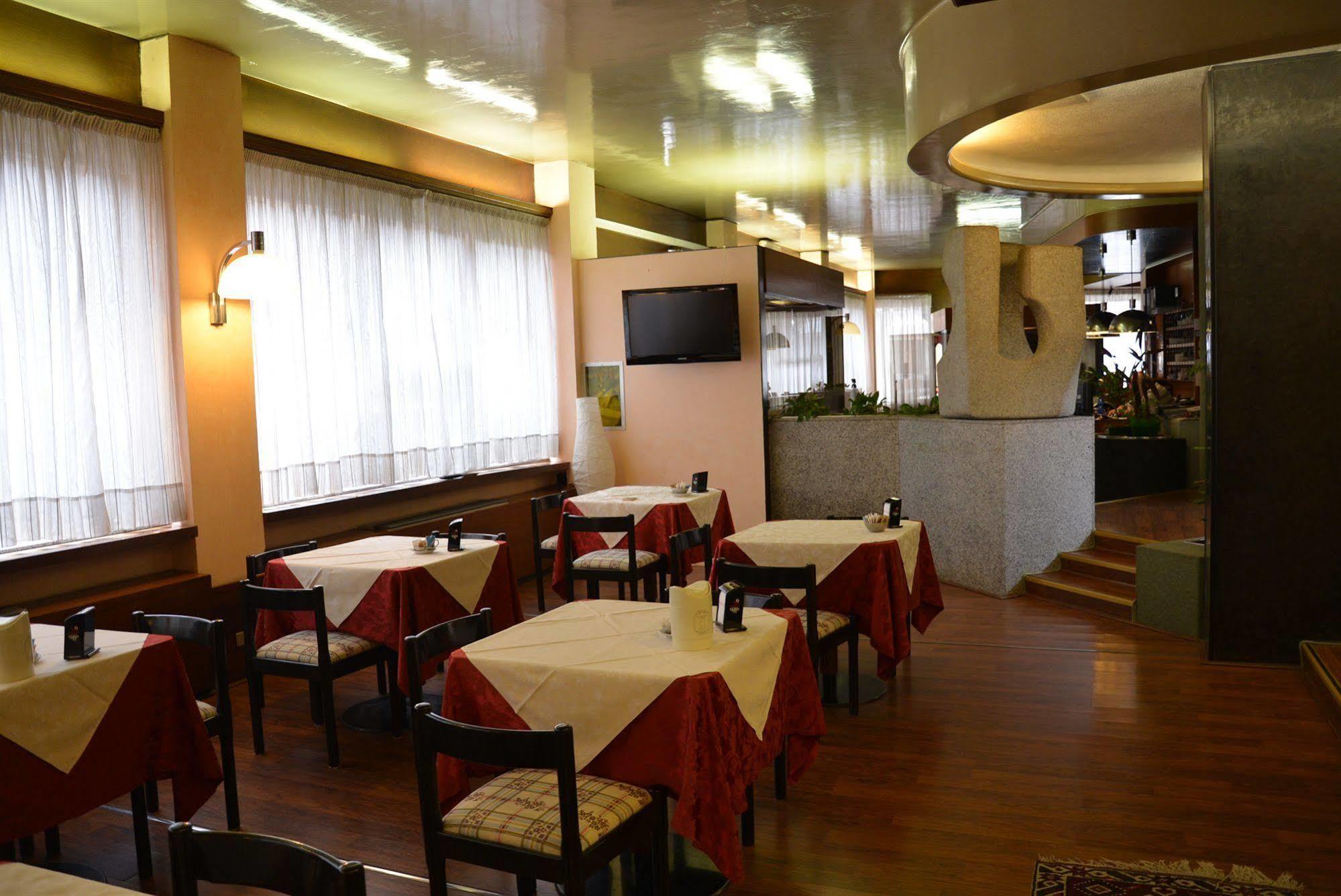 Hotel Salieri 레그나고 외부 사진